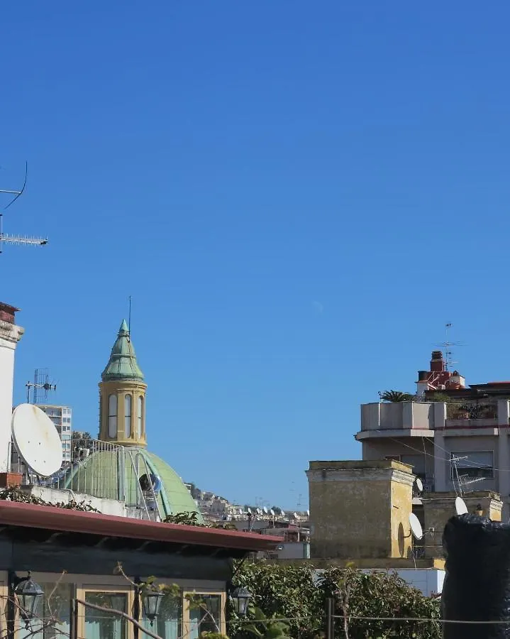 Bonbonniere In Chiaia District Apartment Naples